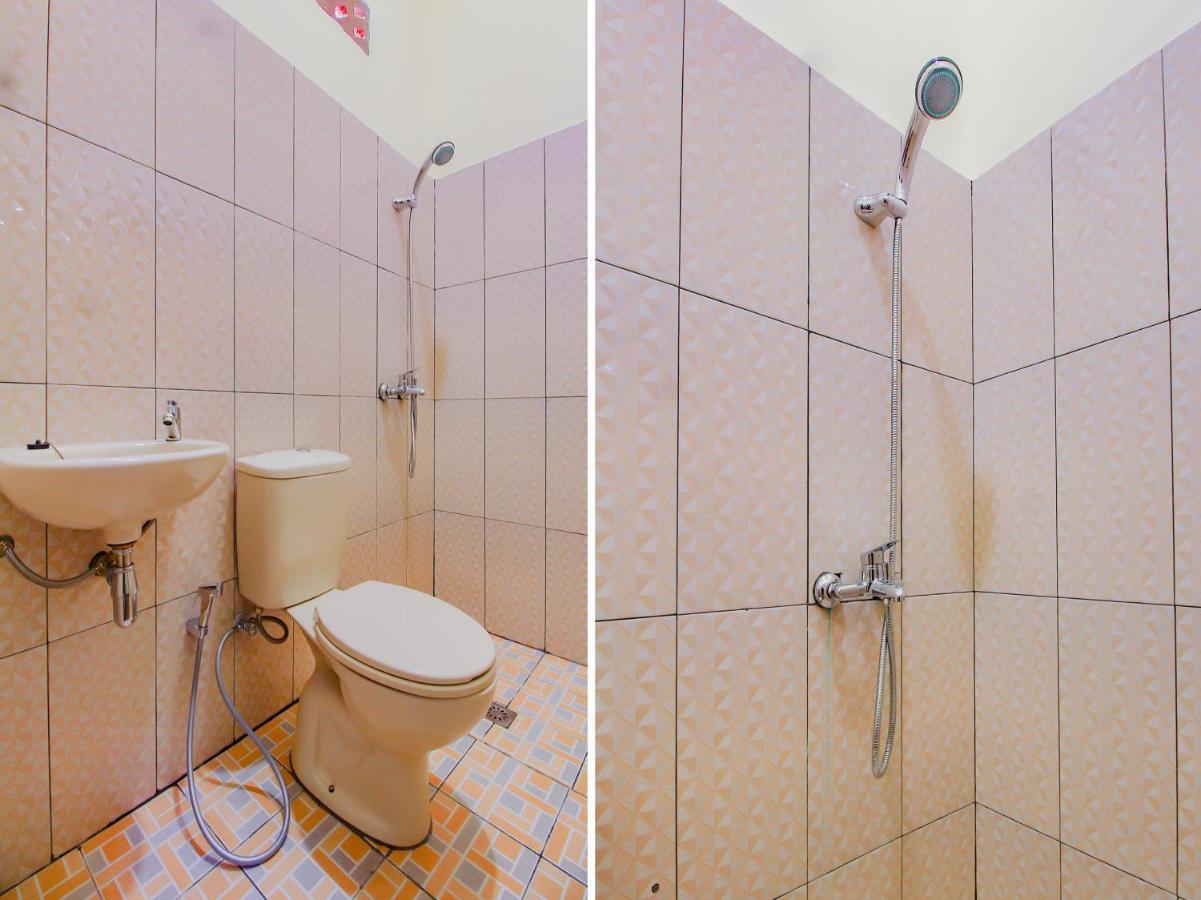 Oyo 90063 Silver Homestay Syariah Perabumulih Εξωτερικό φωτογραφία